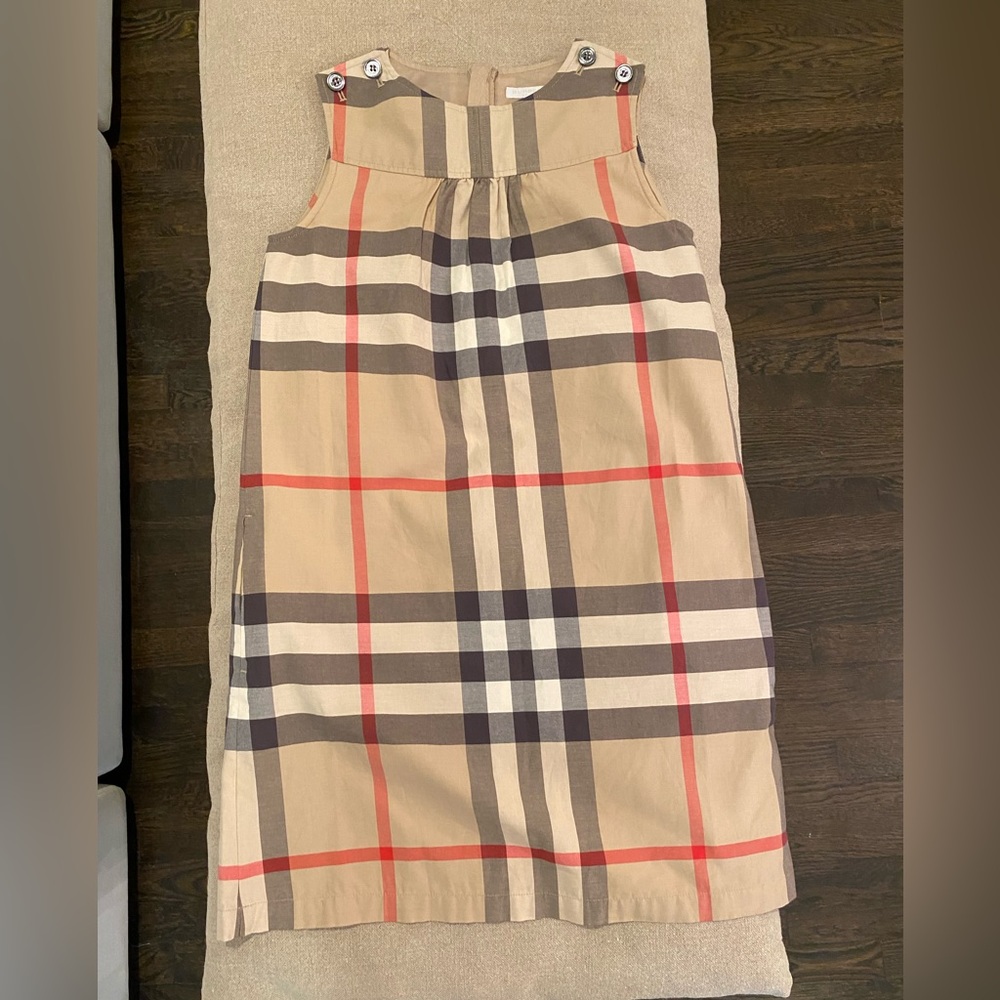 Burberry dress size 14 (Youth)
